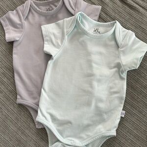 Ollie World onesies (2) 3-6m